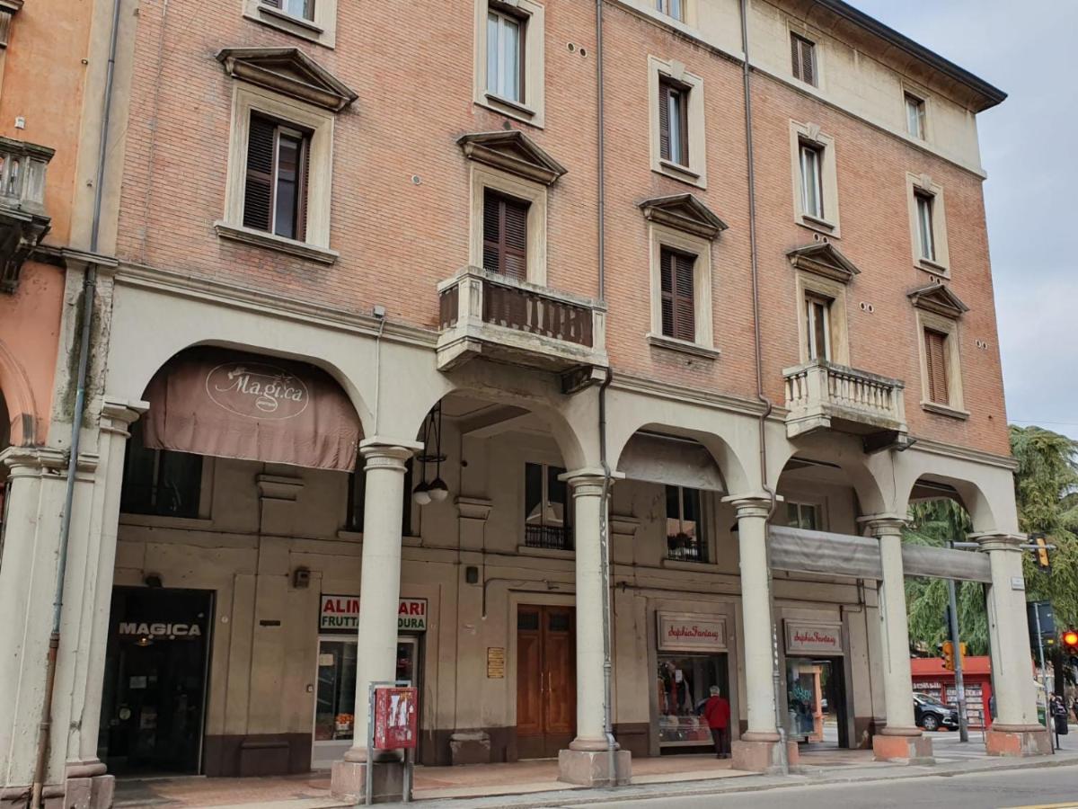 Liluna Bologna Exterior foto